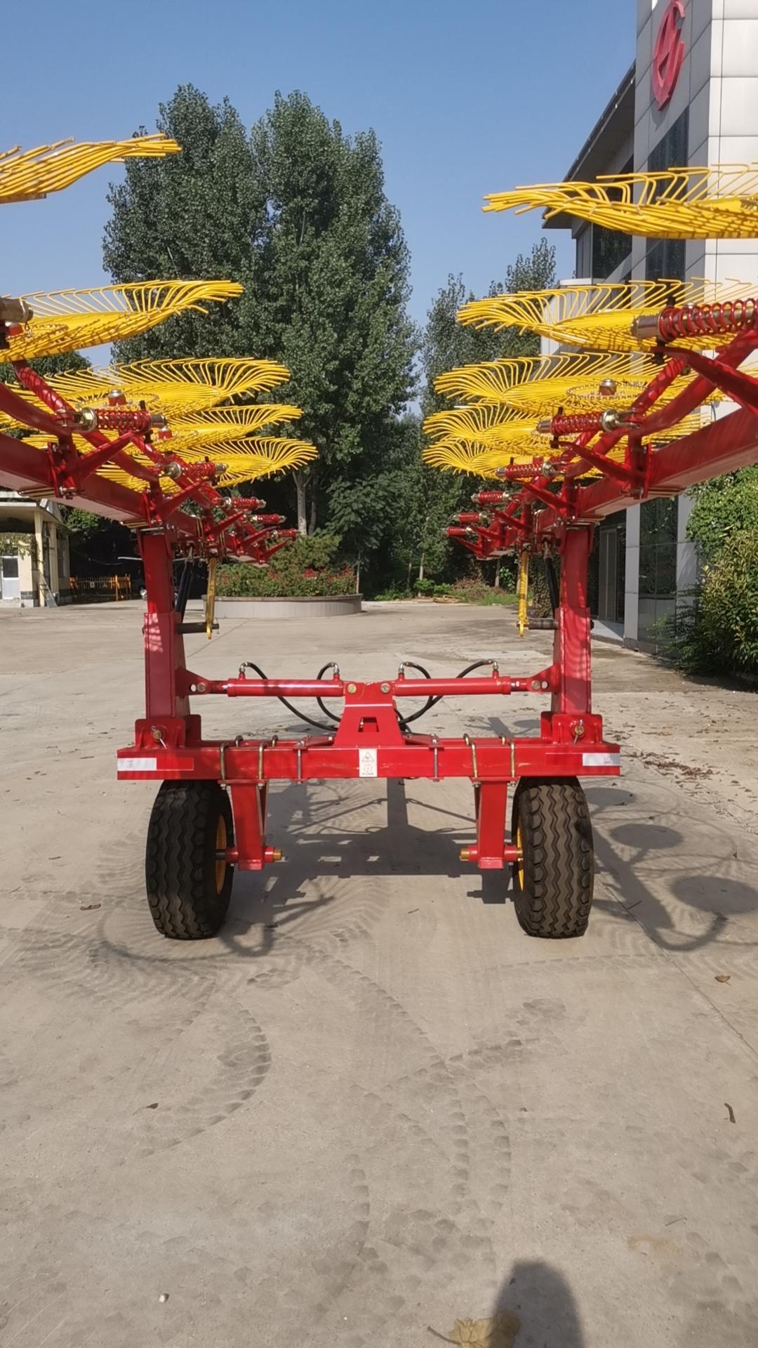 搂草机产品实物图
