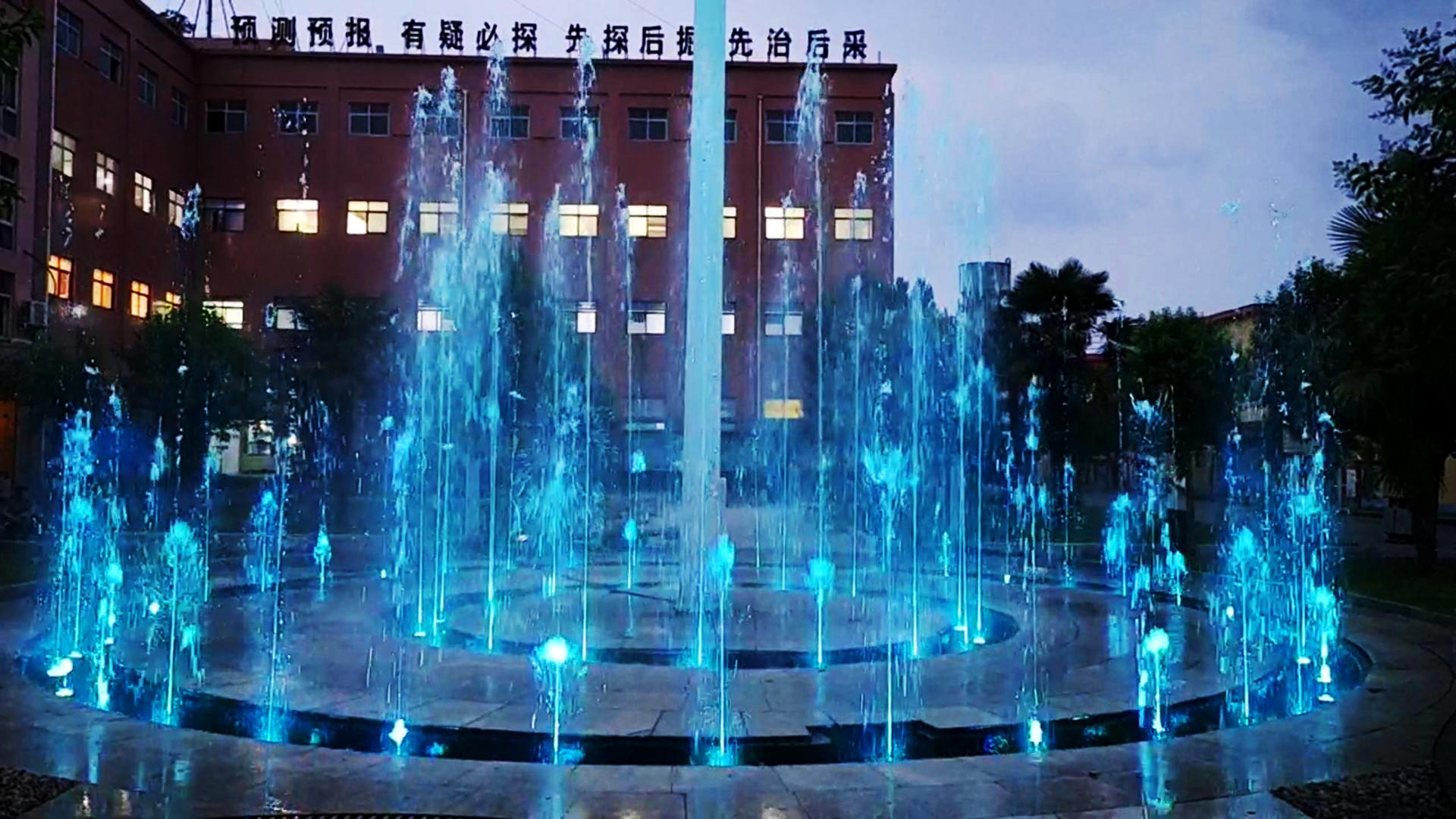 郑州沃众实业有限公司大型喷泉定制场景