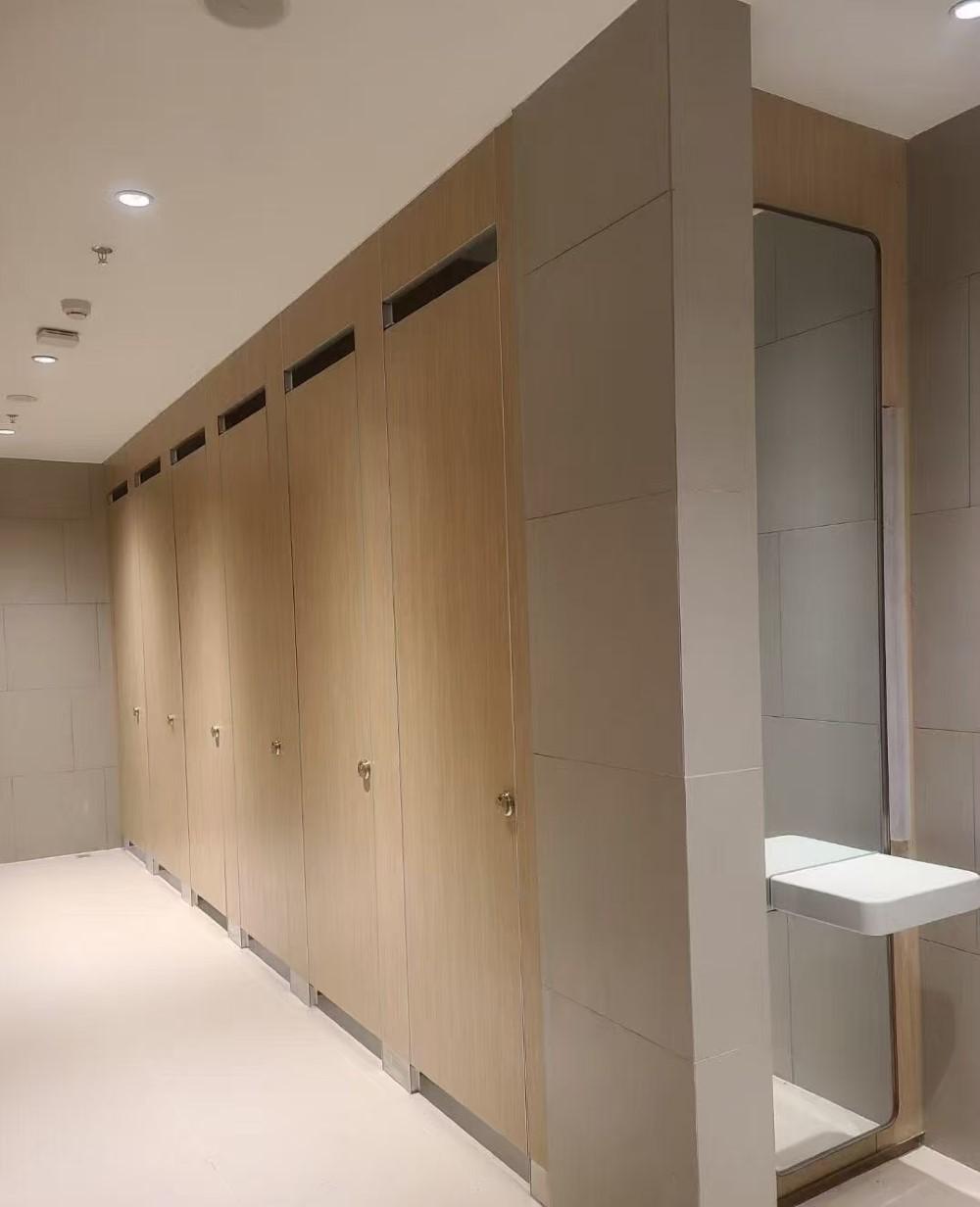 武汉邑峰建材卫生间隔断案例