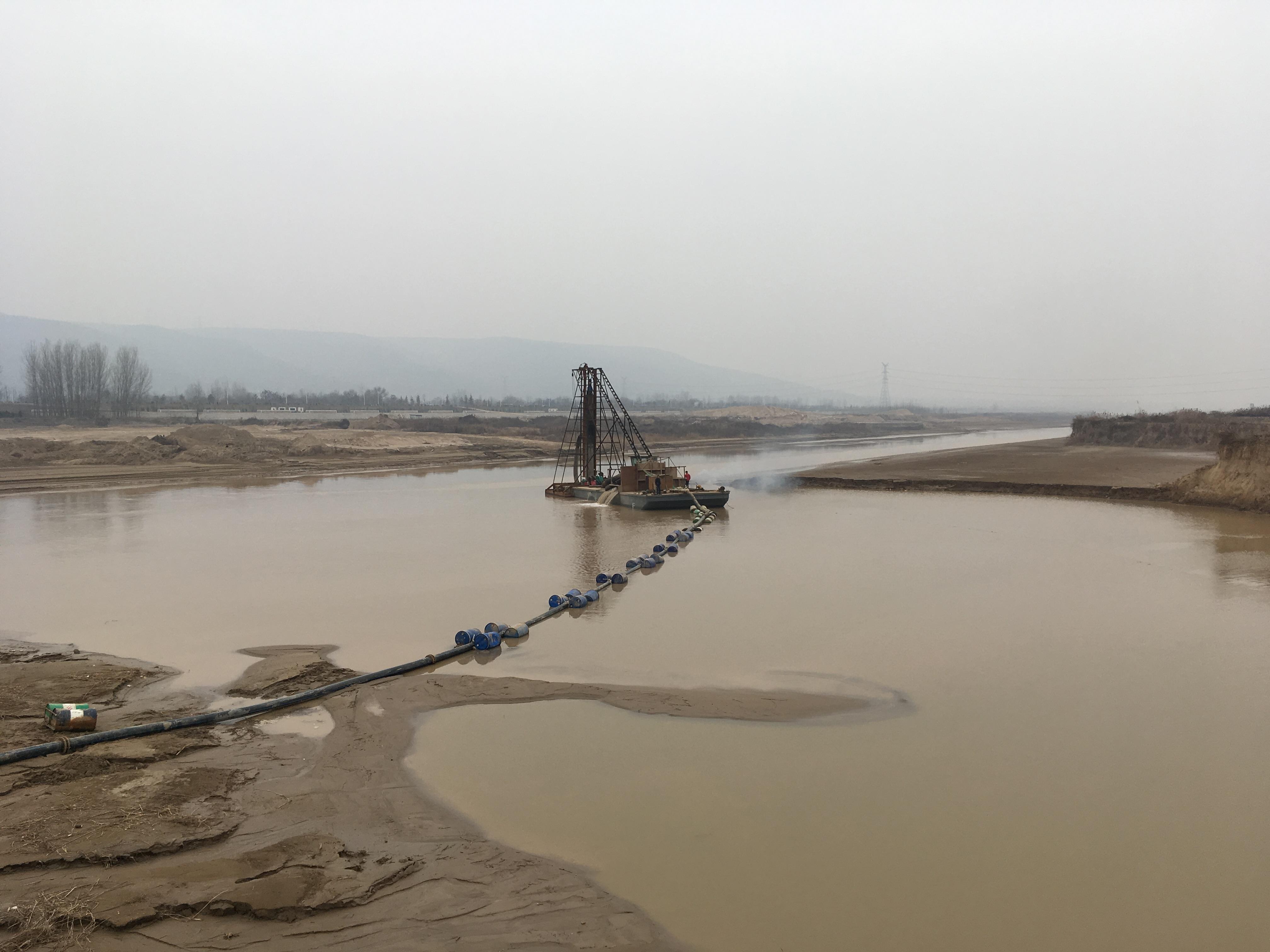 山东永胜疏浚机械工厂实景