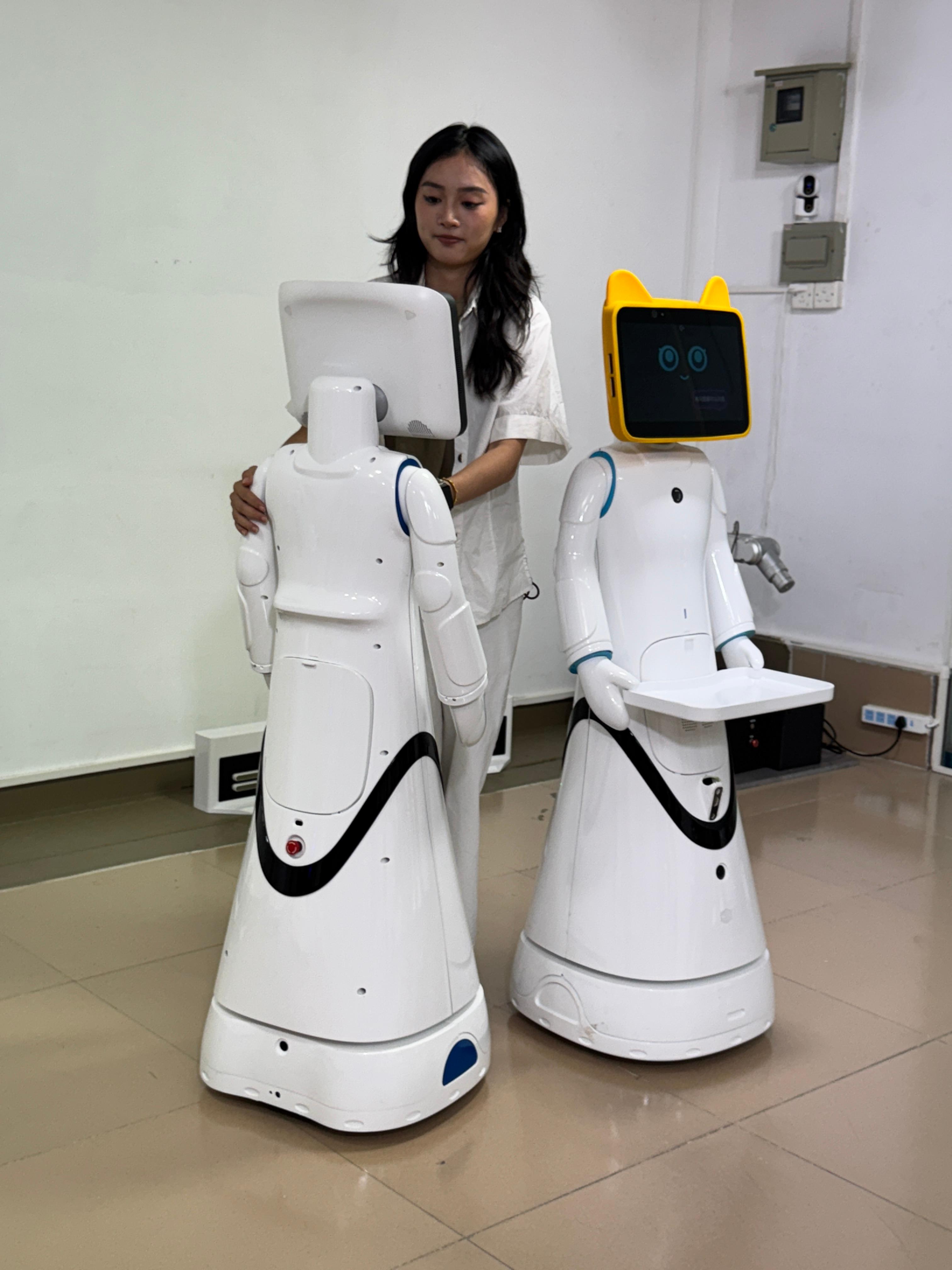 广东齐聚机器人有限公司产品展示