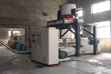 南京科鑫橡塑机械有限公司设备展示