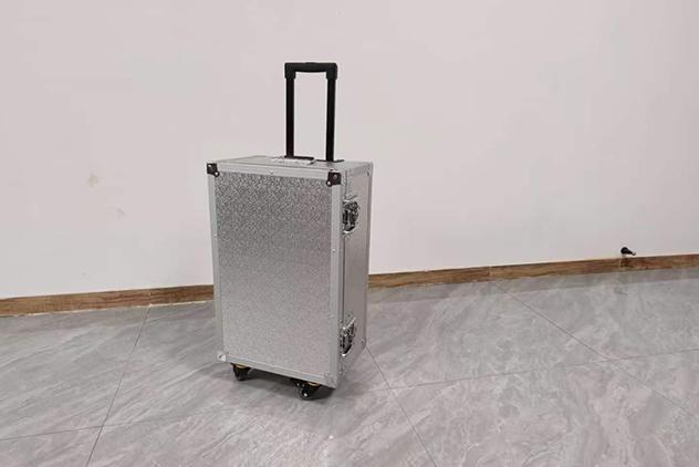 长沙三龙箱包产品展示