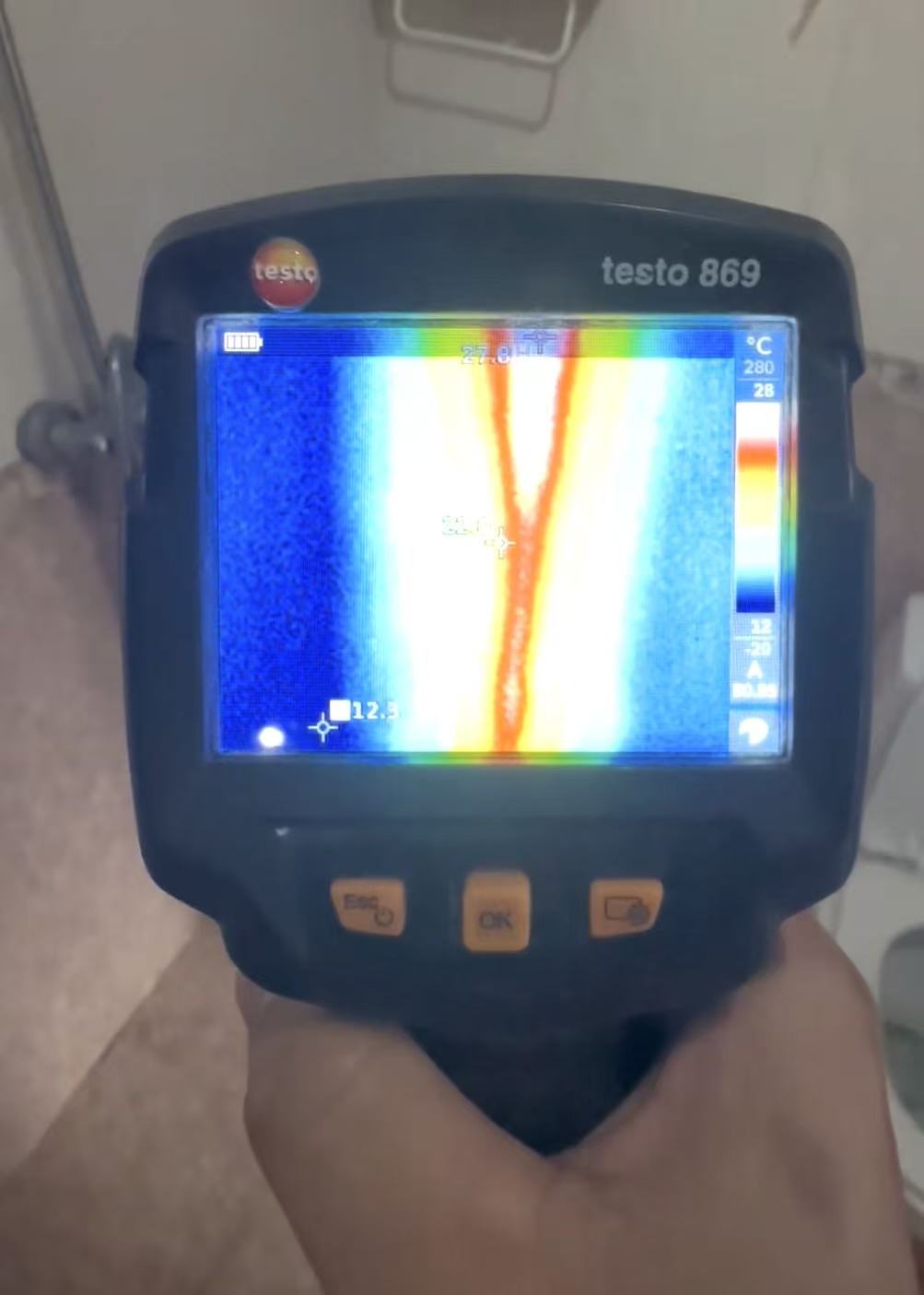 漏水检测与防水补漏现场作业