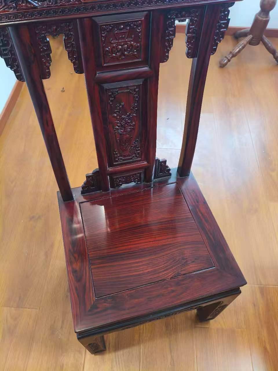 北京众耀红木家具回收现场