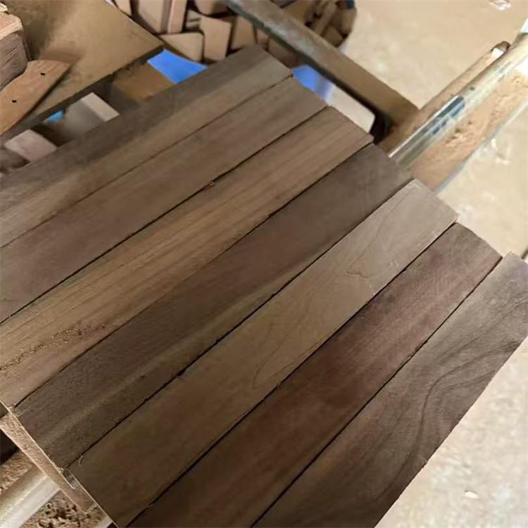 黑胡桃板材产品展示