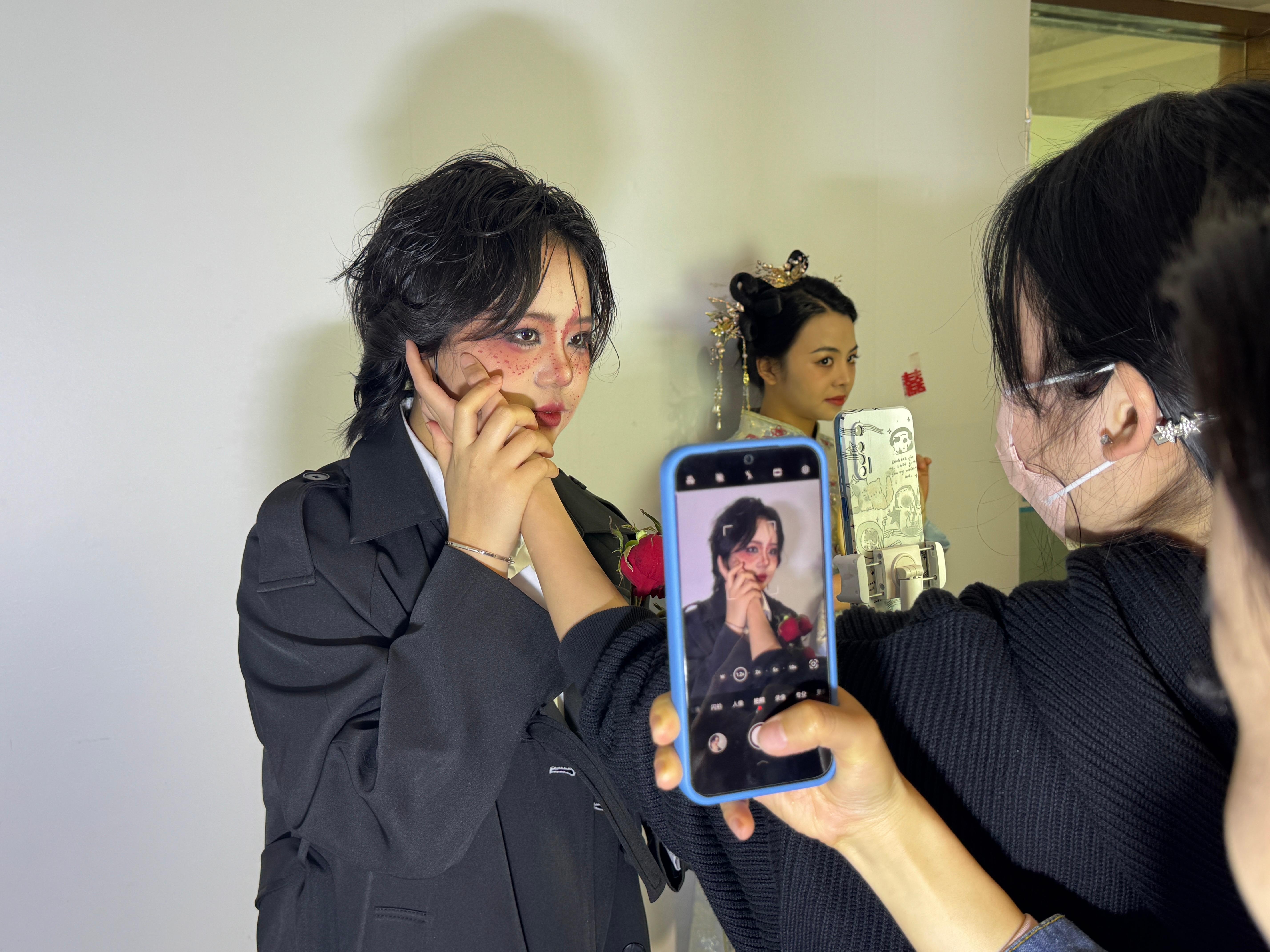 珠海梦莲娜化妆培训学校