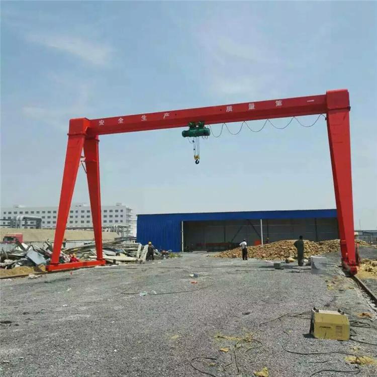 新泰市飞岳起重机销售中心-二手龙门吊实拍