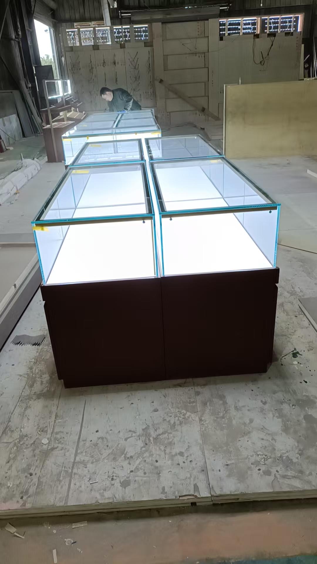 展柜成品案例
