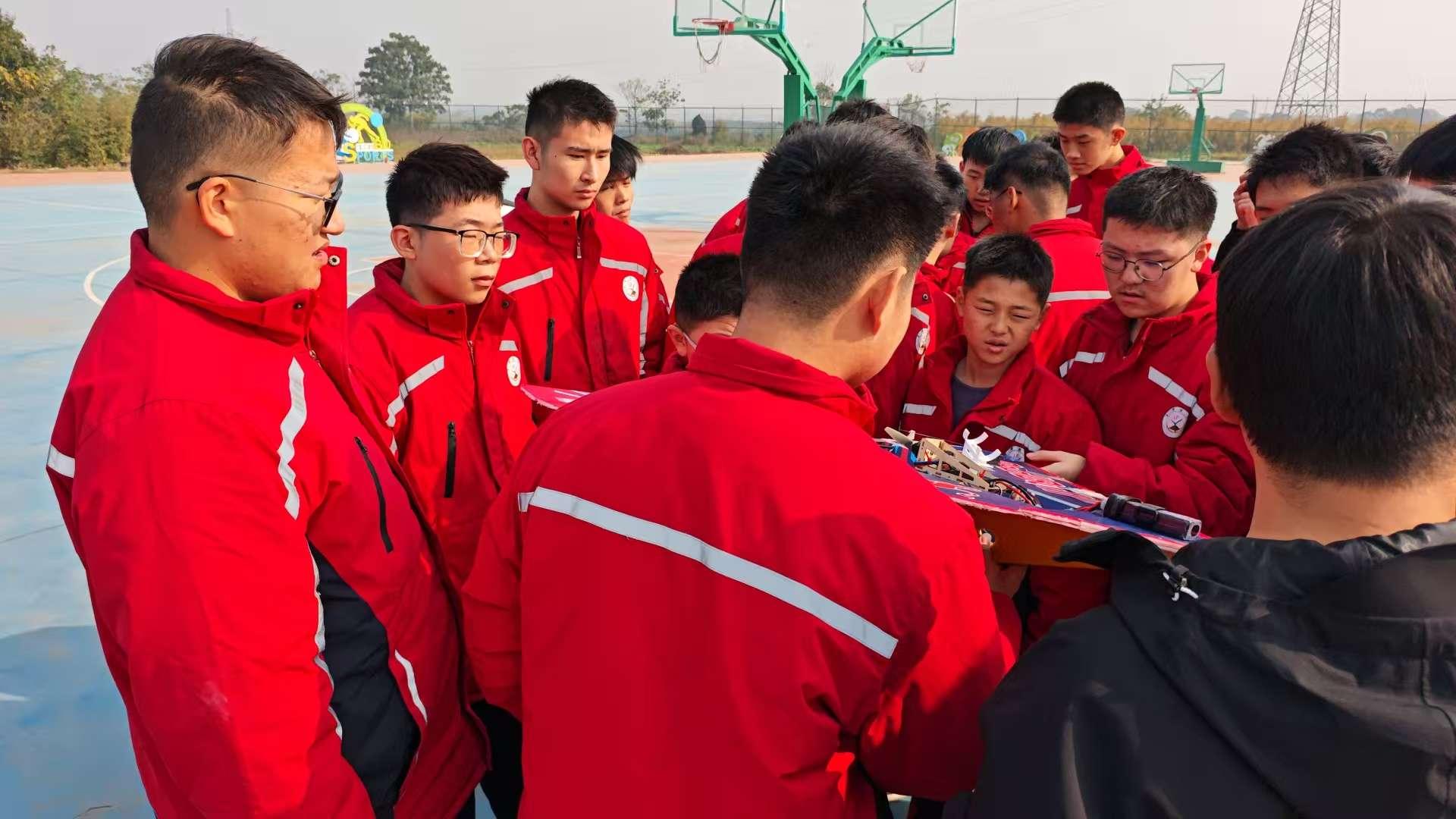 李锋教育多功能活动室