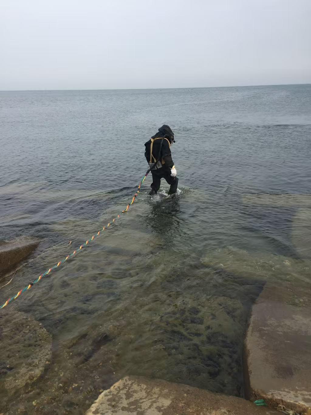 速邦水下工程团队作业现场