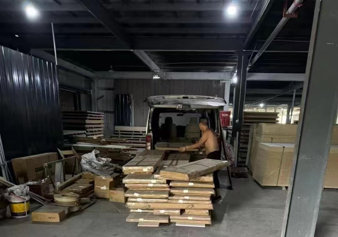成都玉森物流车辆