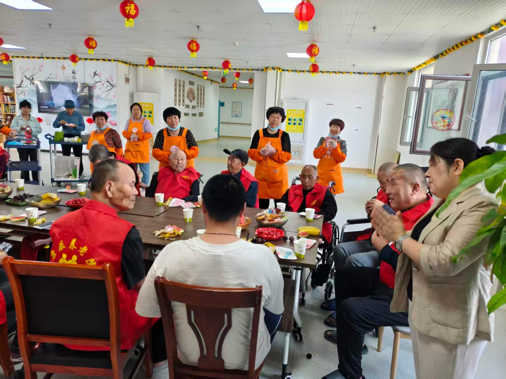 胶州市康乐养老院医护团队