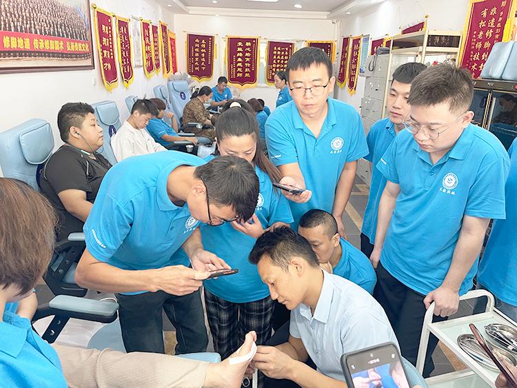 彭世培训学校环境