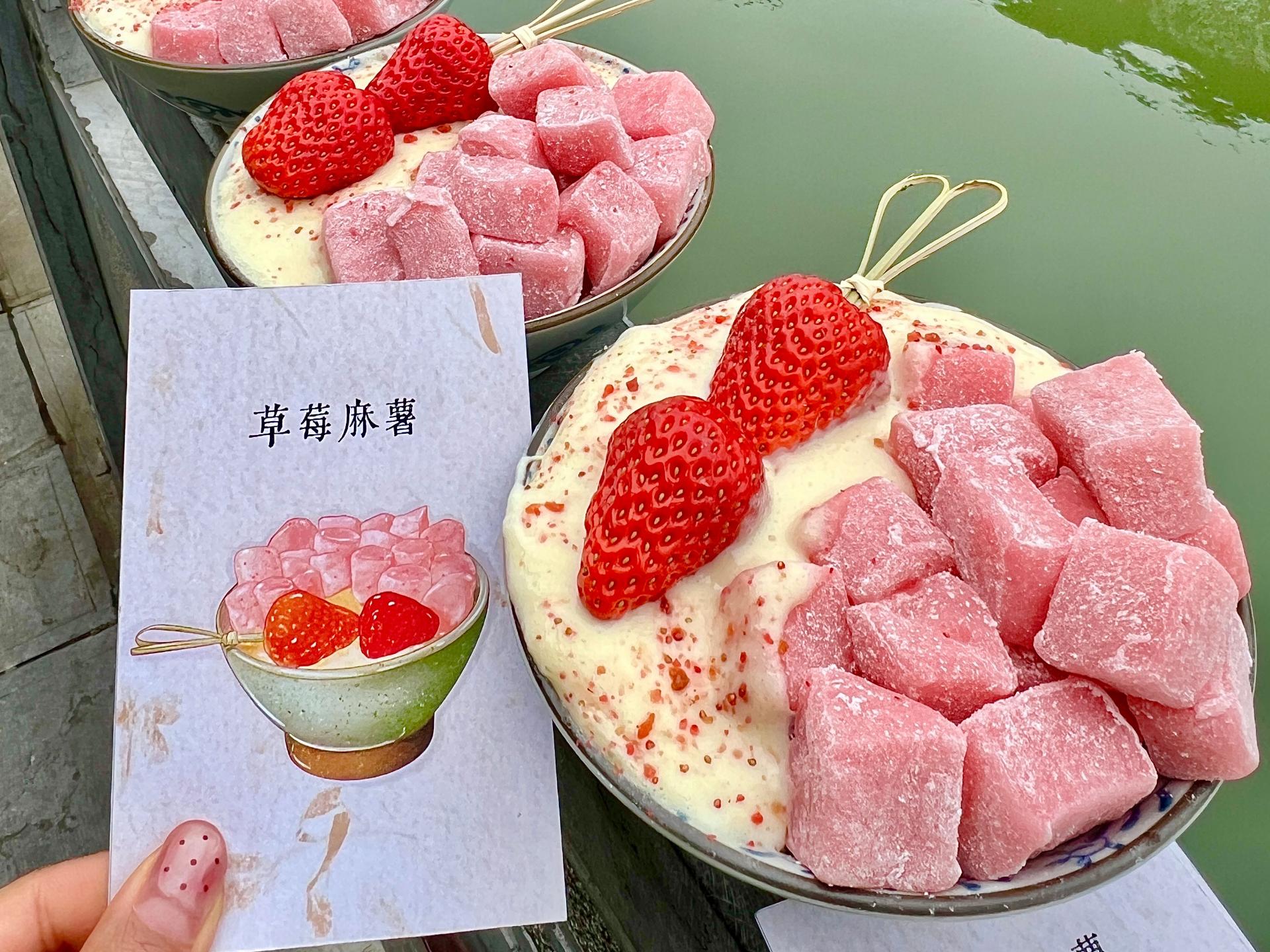 李百蟹河景餐厅环境