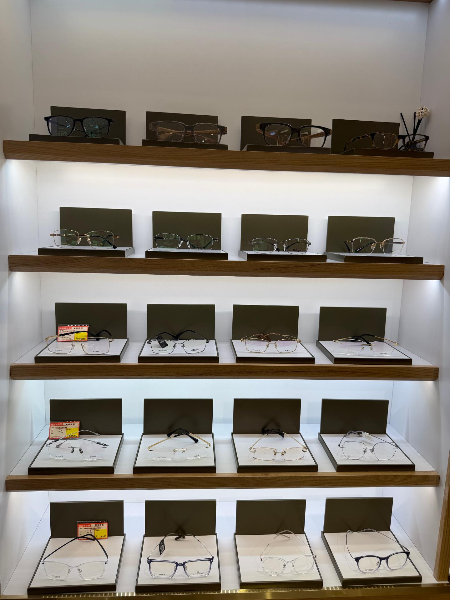 高登眼镜门店实景
