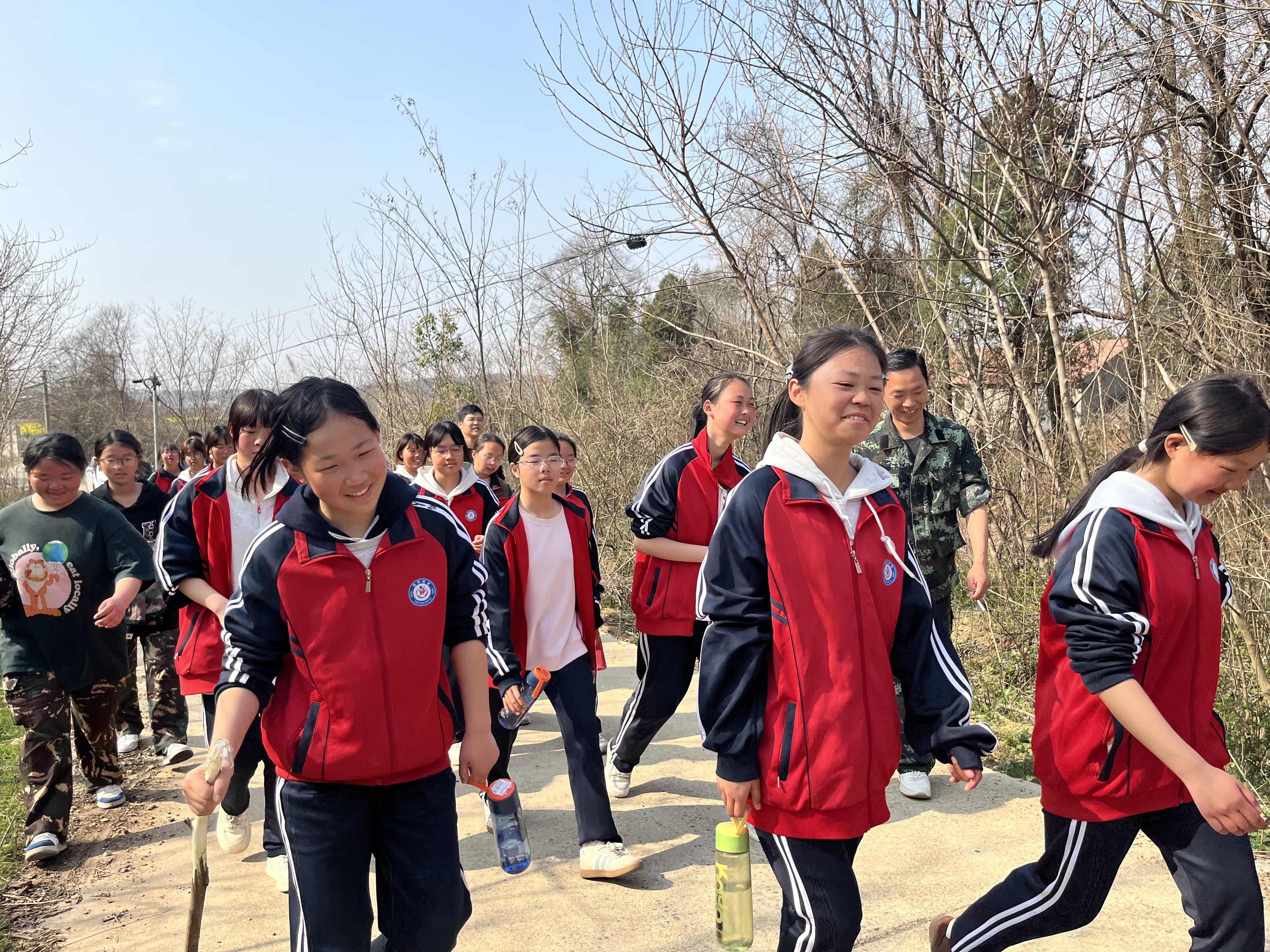 **训练场地