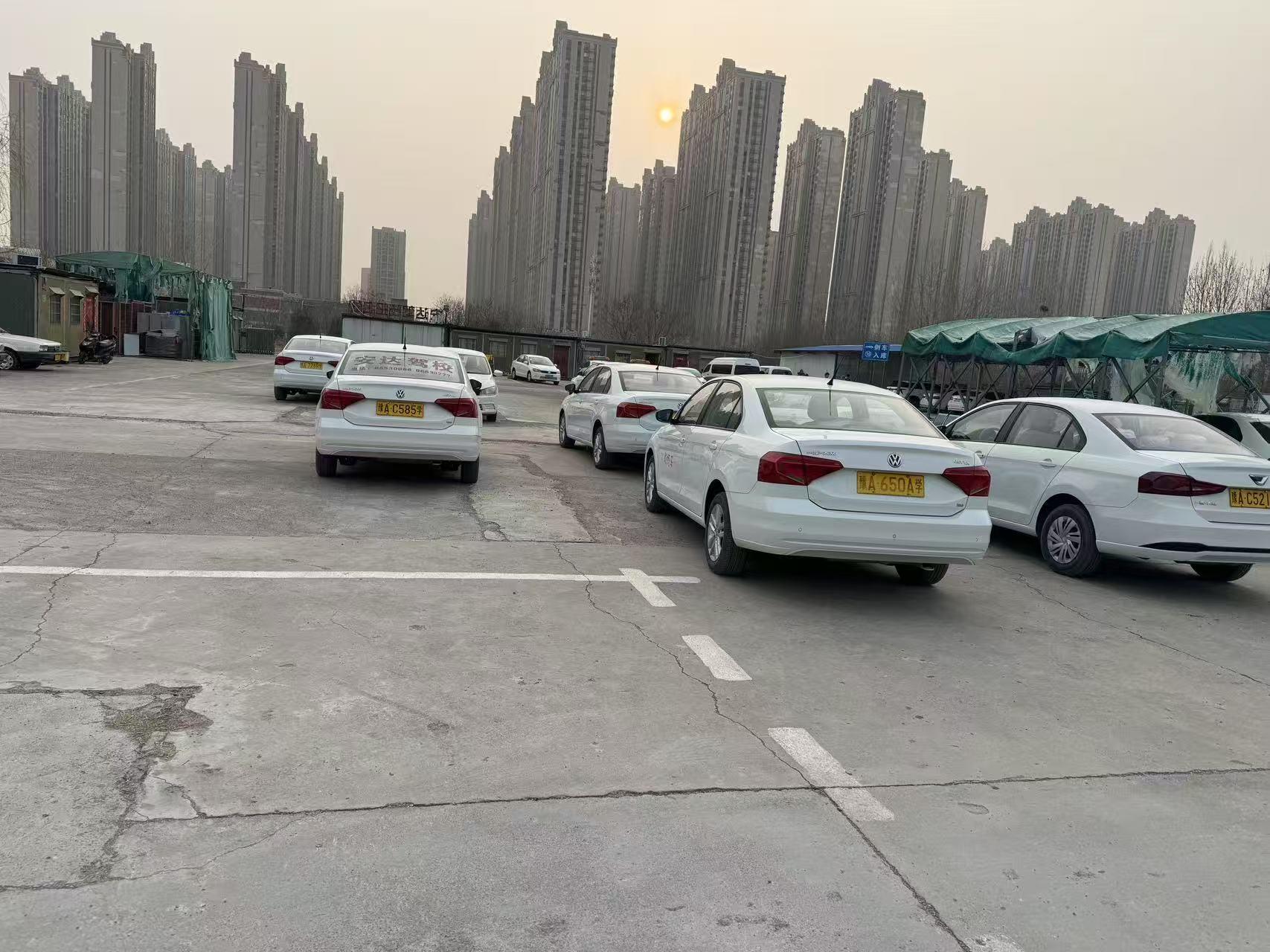 安达驾校VIP班招生海报