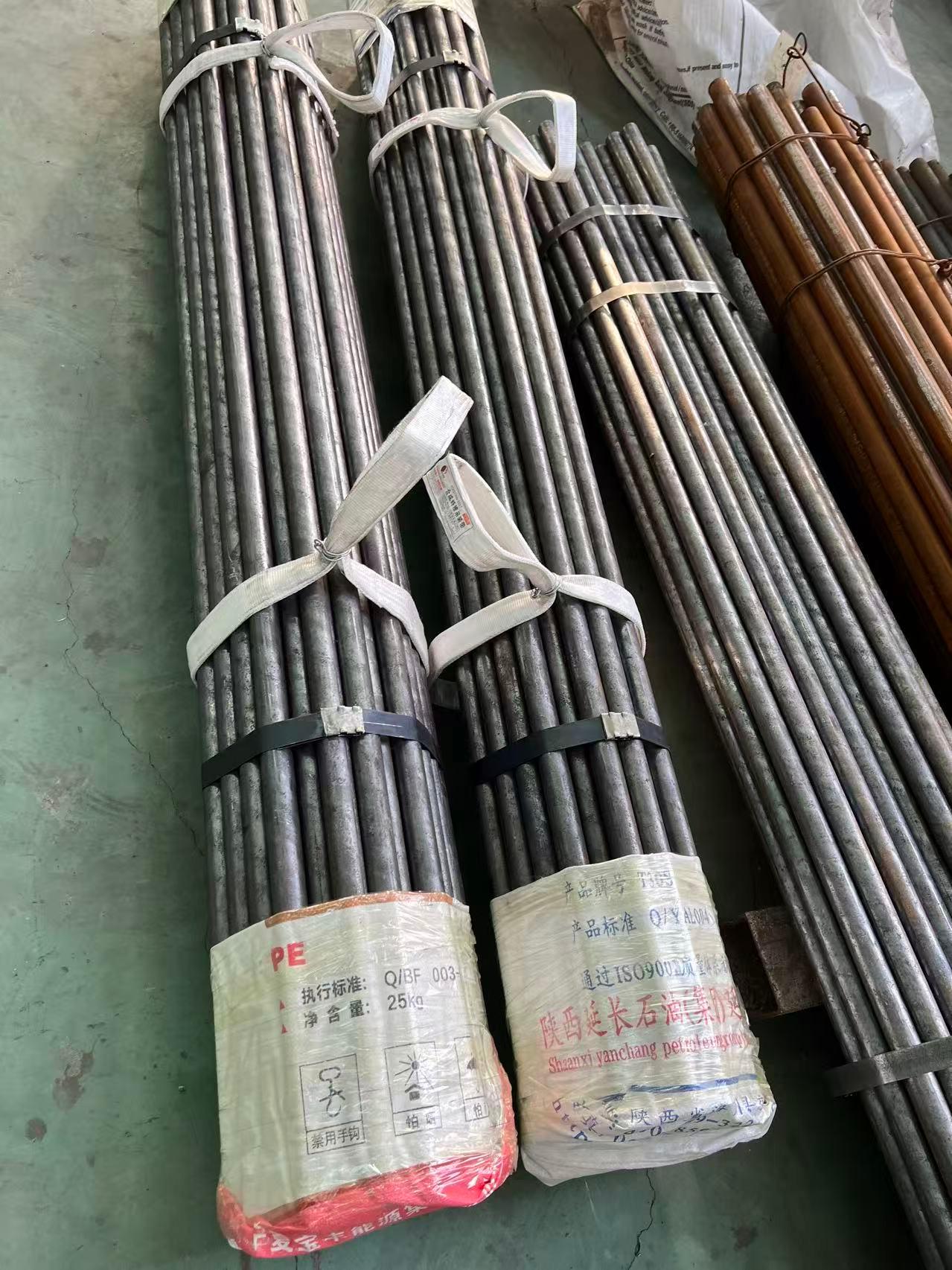 螺纹钻杆产品示意图