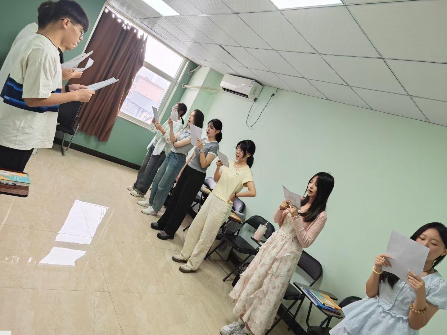 中艺广播影视培训学校教学场景