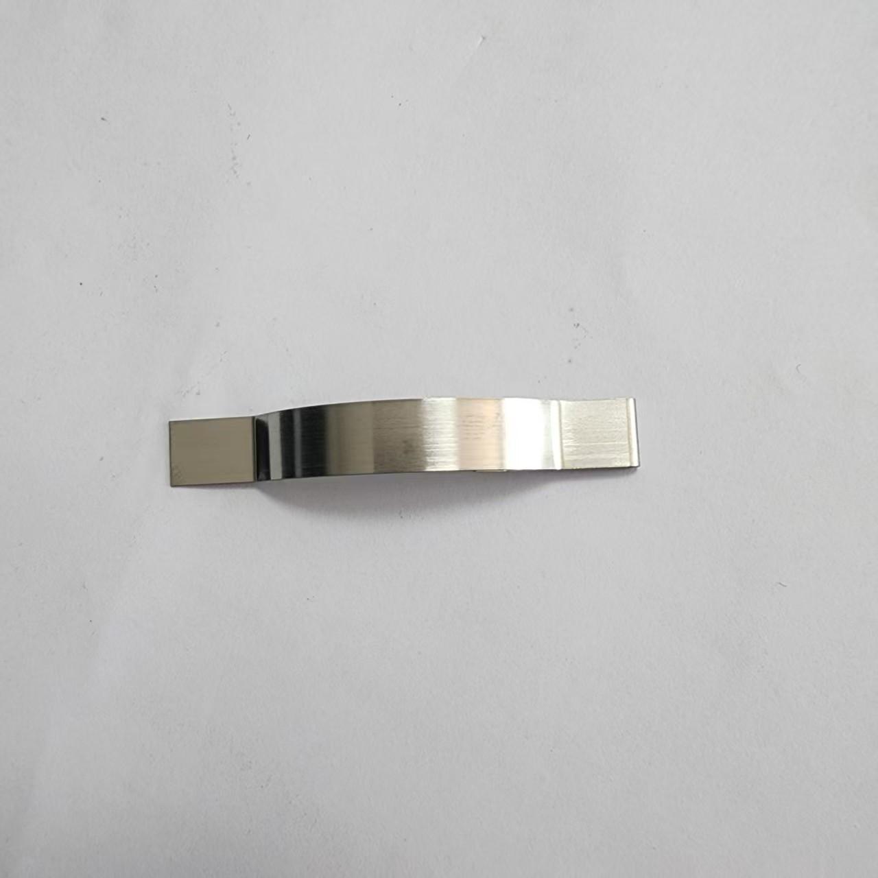 纱窗弹片应用场景示意