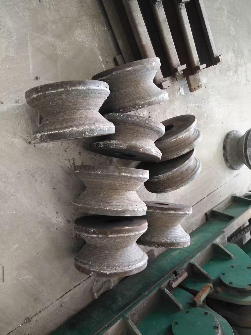江阴维友硬面科技工作场景