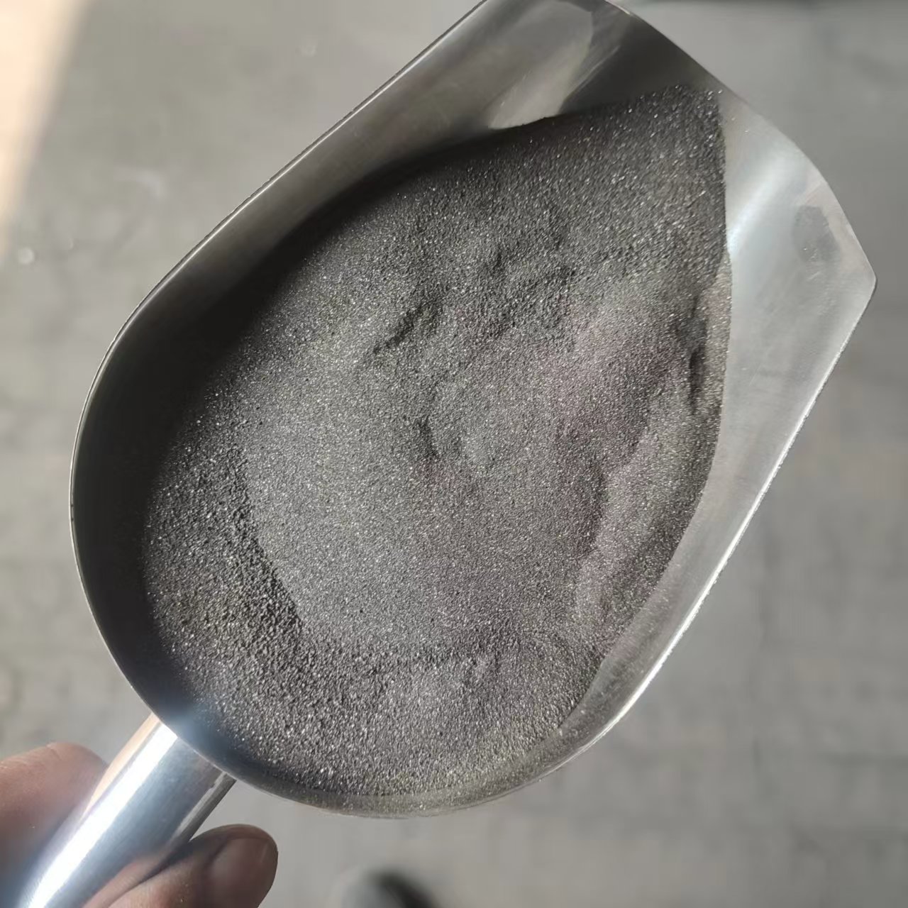 灵寿县悦泰矿产品加工厂生产线