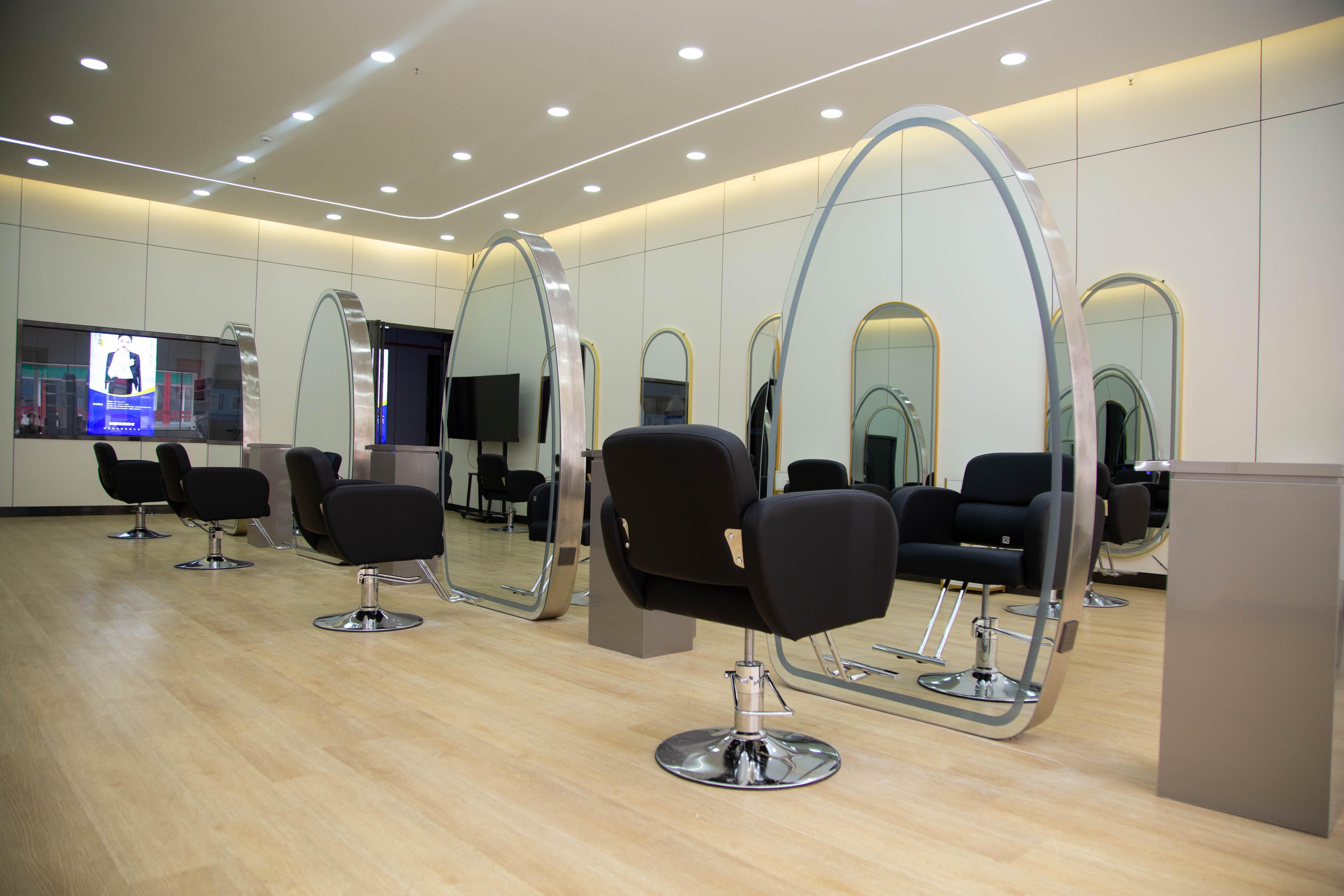 吉林省万通技工学校