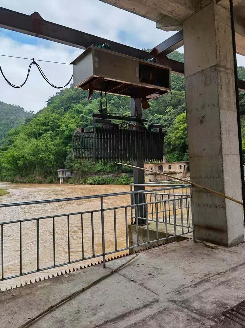 不锈钢清污机公司-新河县前进水工机械厂