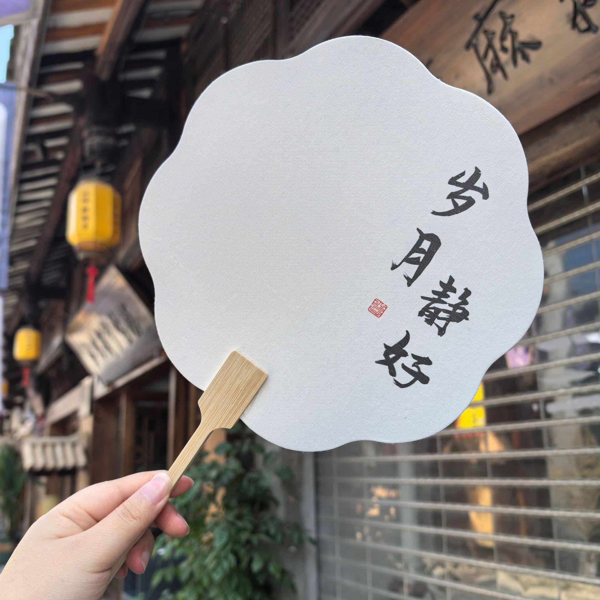 艺传说漆扇加工厂生产环境