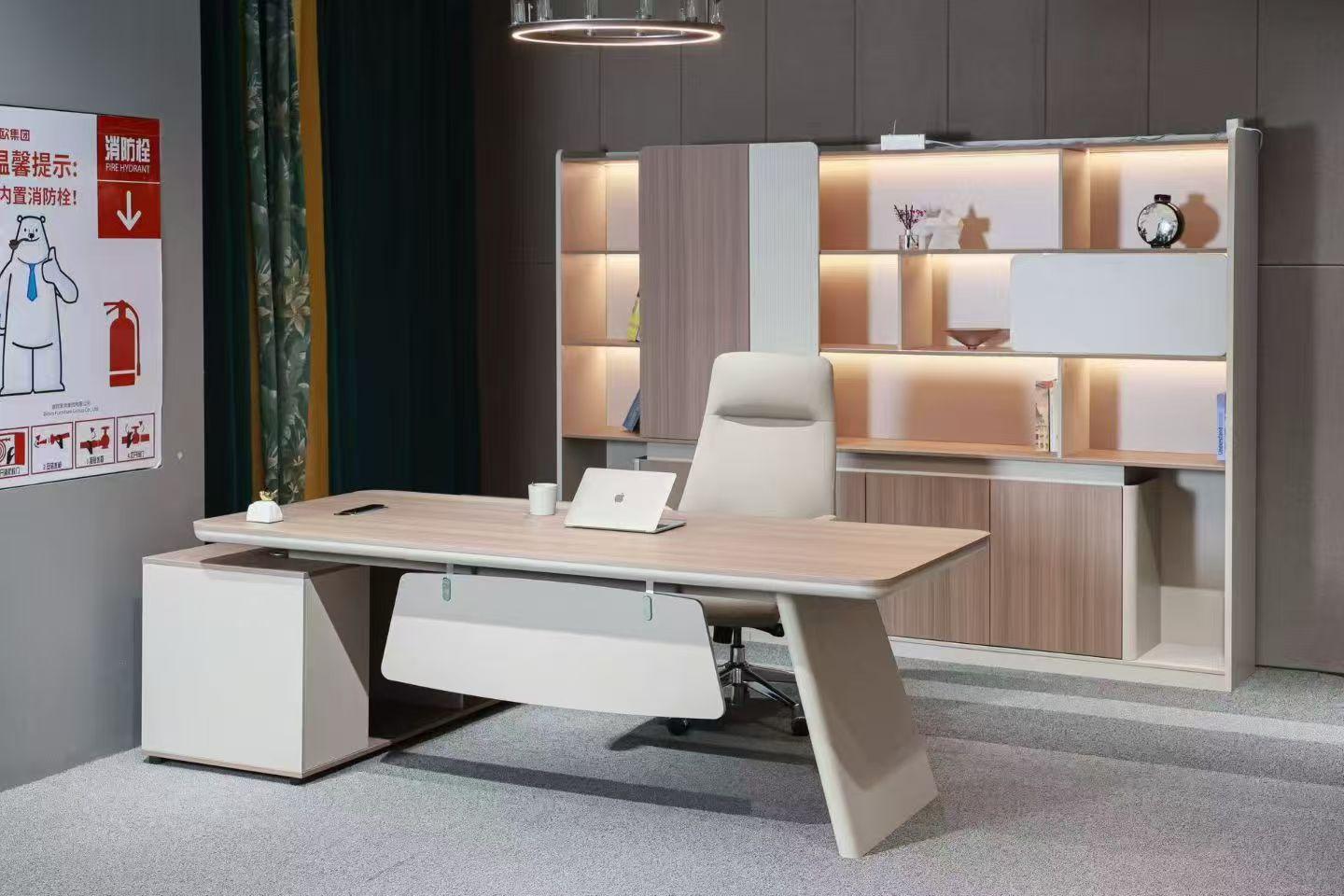 厦门优致家具生产车间与实木产品细节
