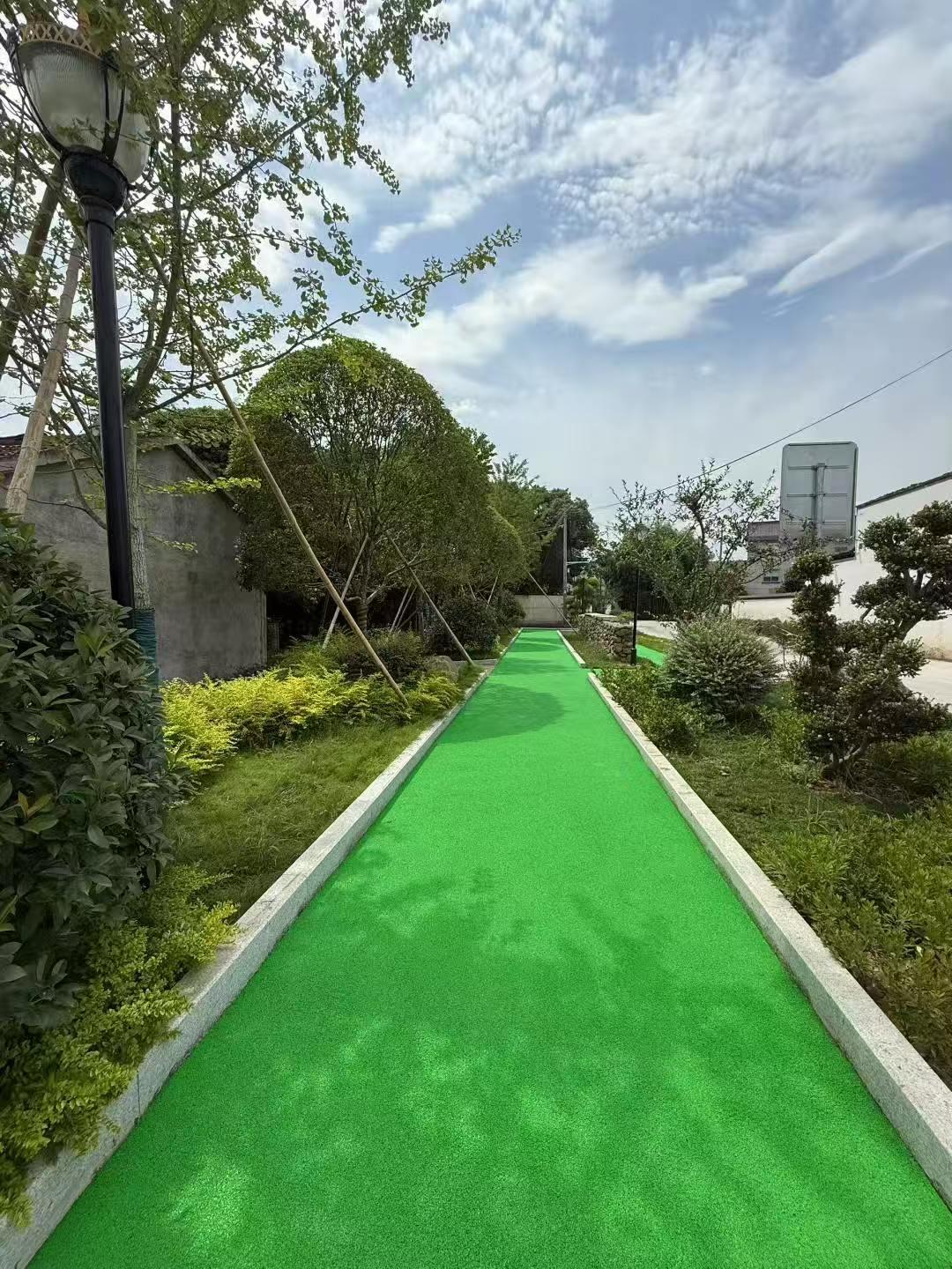 EPDM塑胶跑道施工