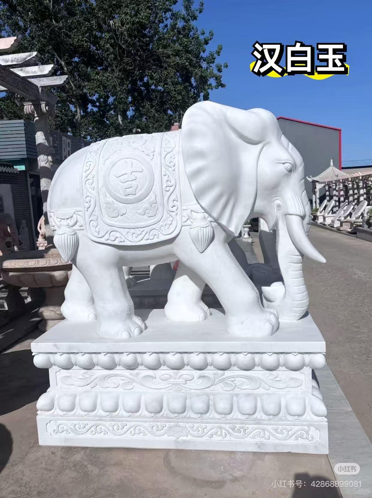 不锈钢喷泉雕塑实景