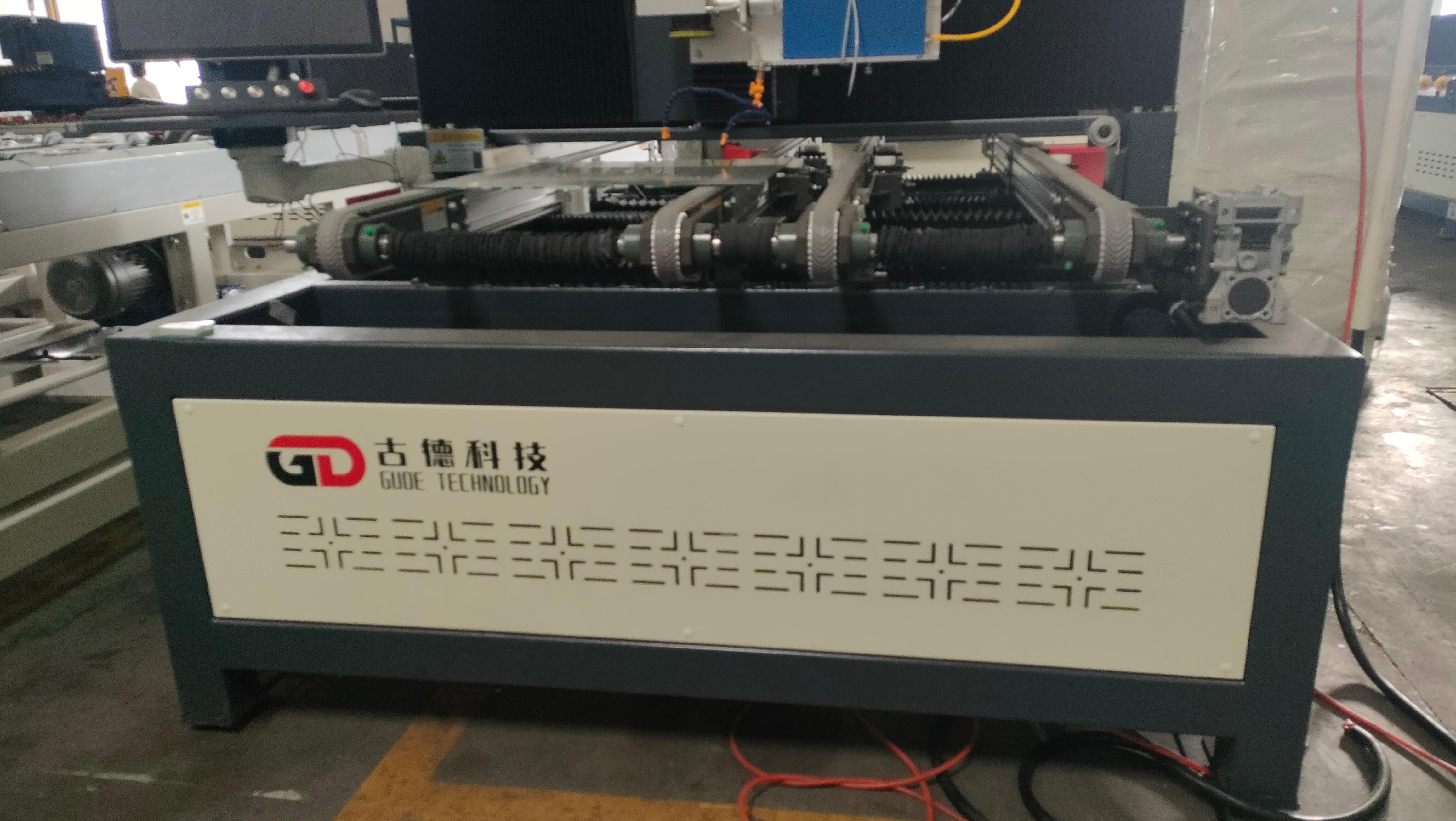 古德自动化玻璃激光钻孔机
