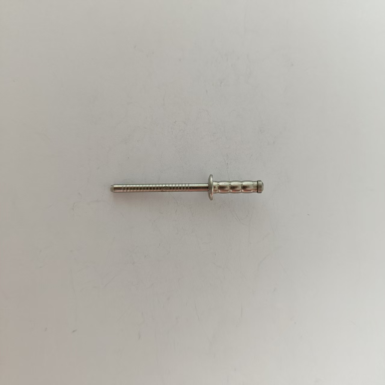 不锈钢单鼓铆钉