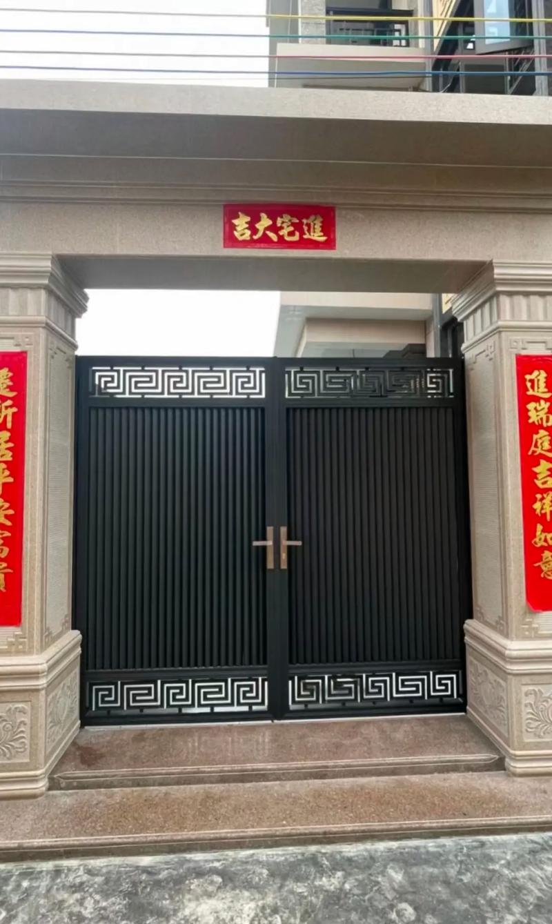 山东铁艺护栏生产商