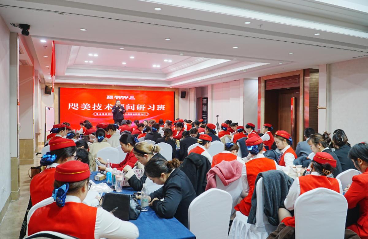 咫美科技一对一辅导现场