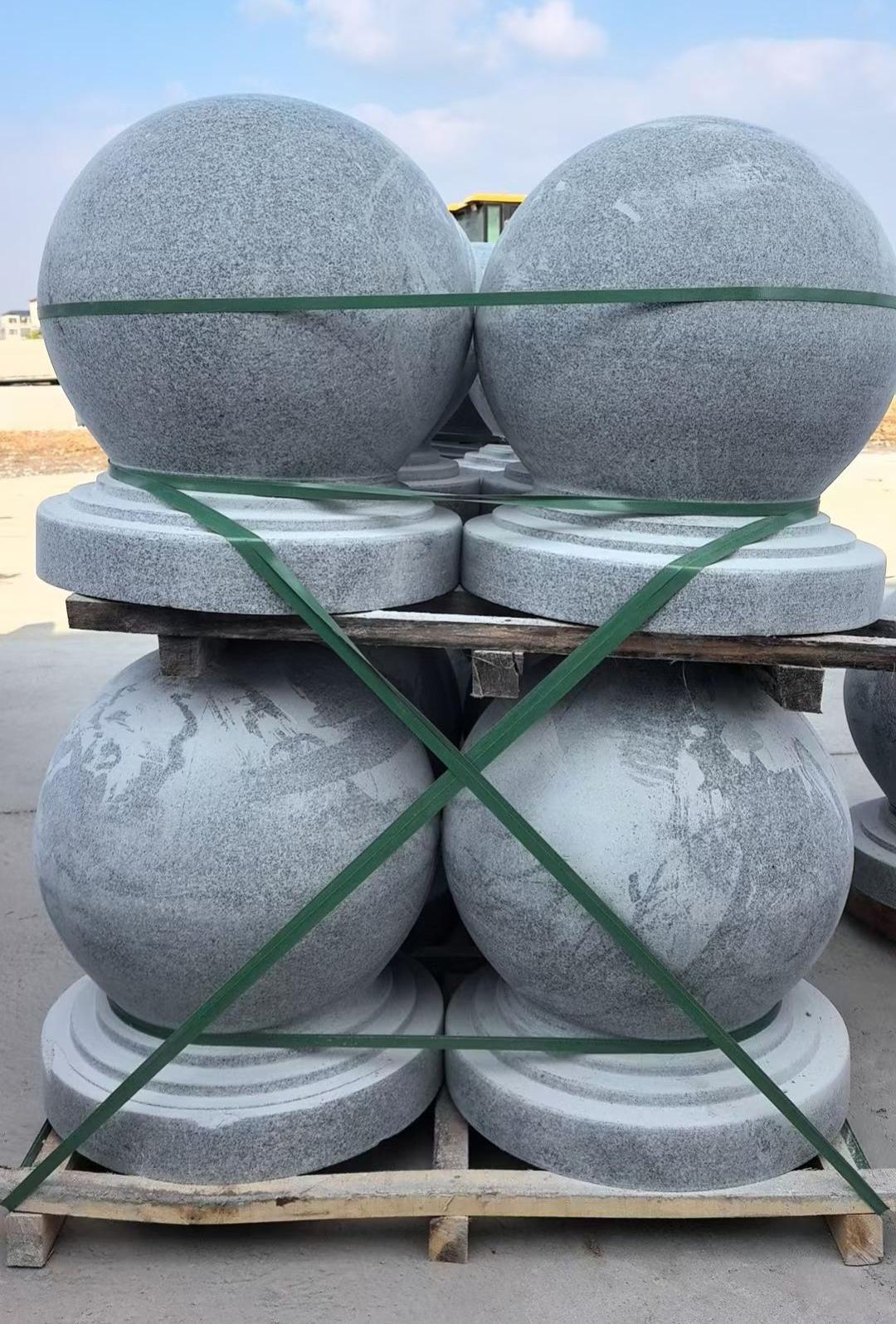 芝麻灰石材加工现场