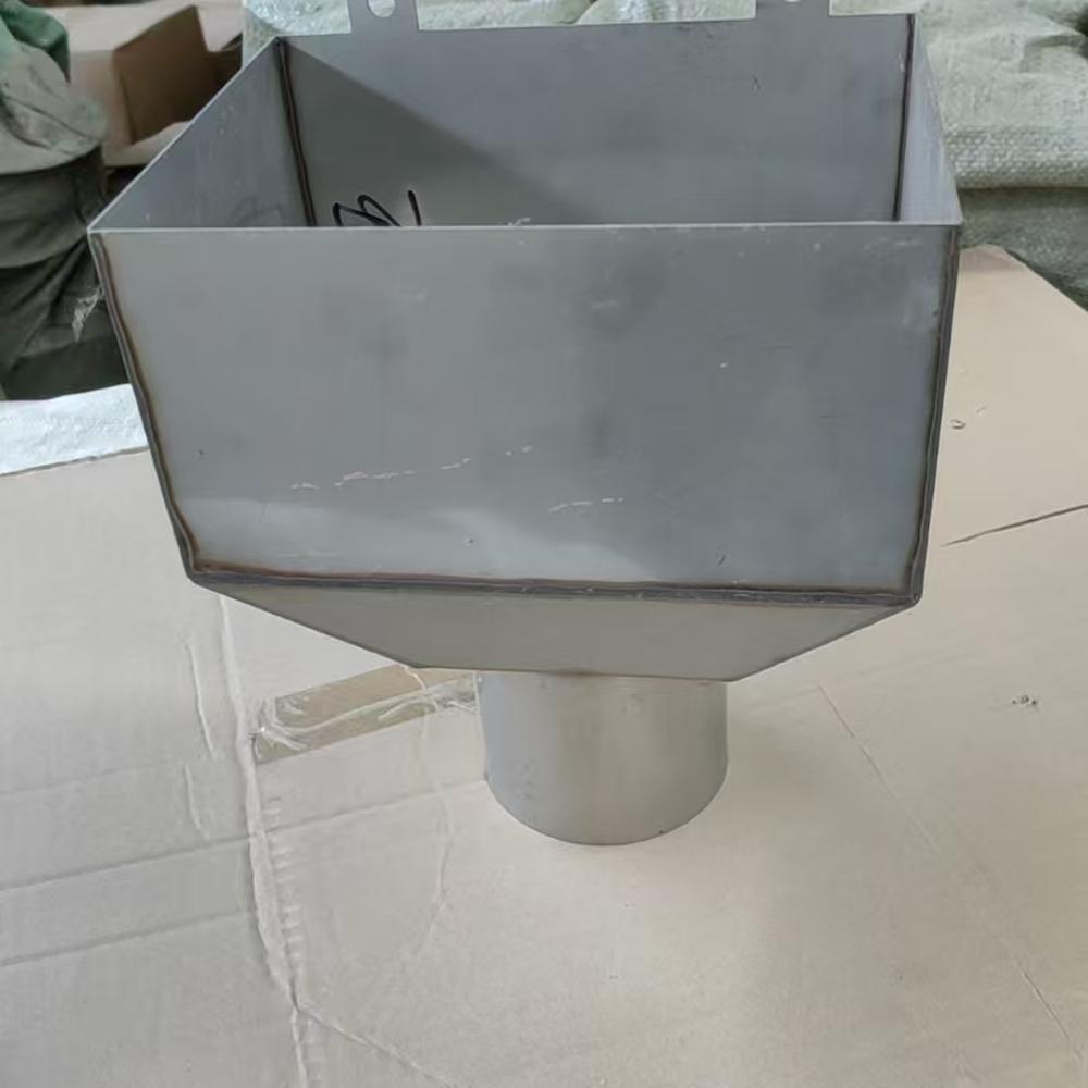沧州琪正五金不锈钢雨水斗产品图
