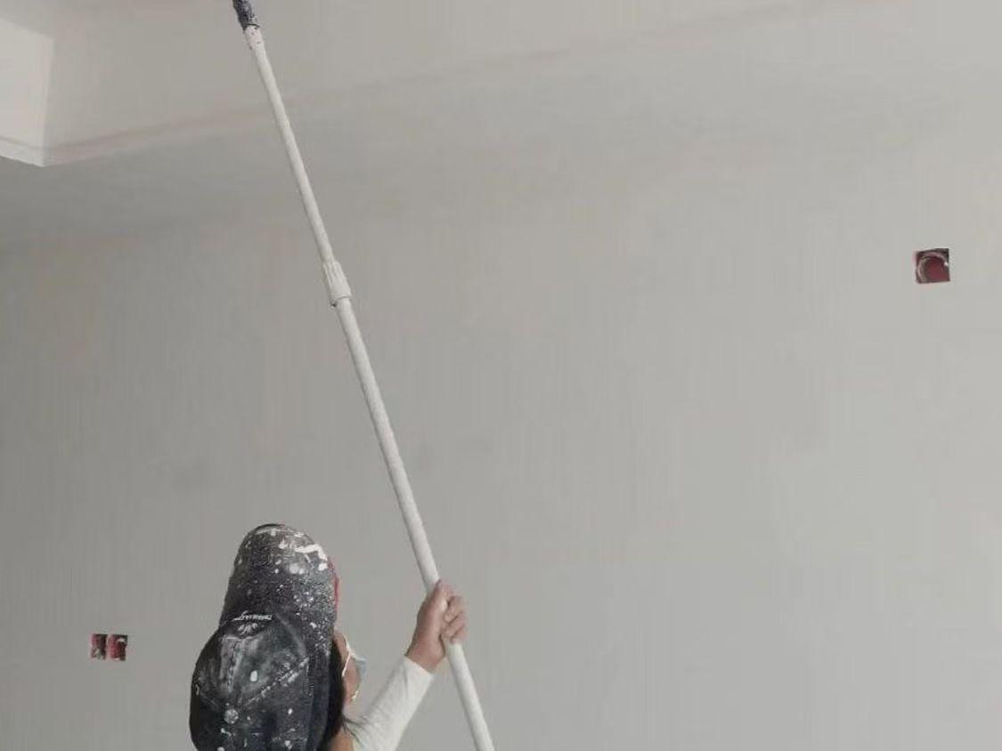 泓洁家政高空作业实景