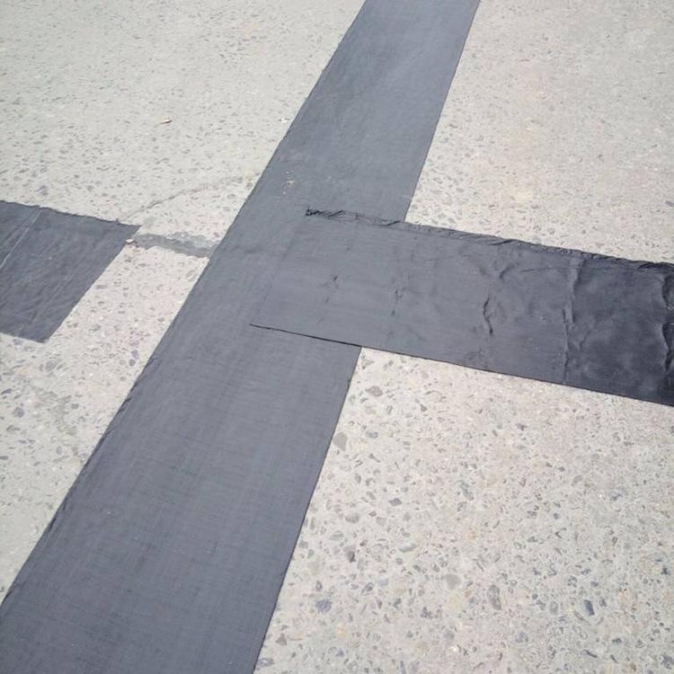 公路抗裂贴产品应用示意图