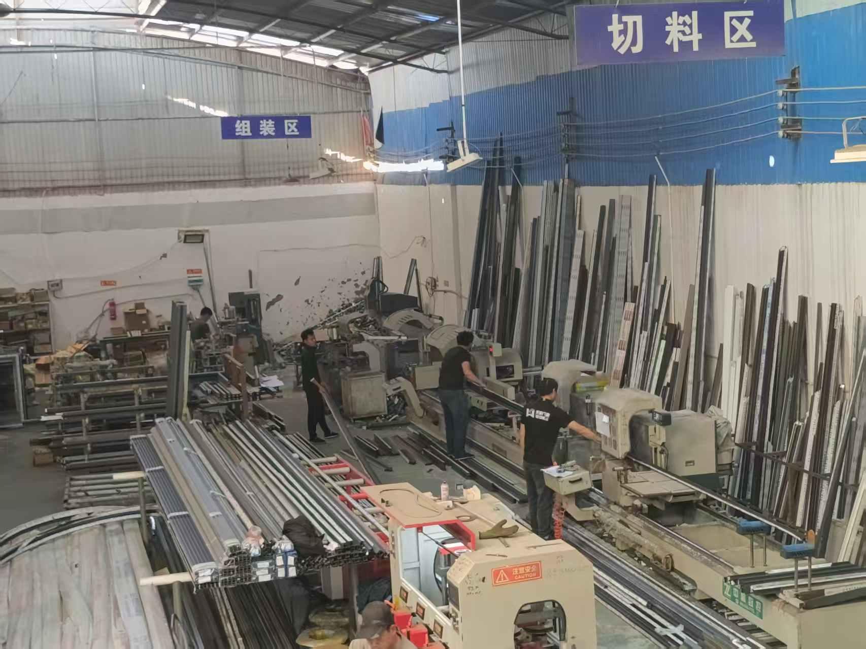 云南沃客门窗工厂实景