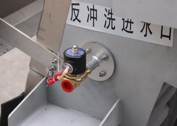 鼎越环保生产车间