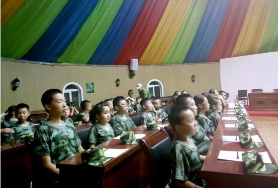 战狼特训营学员活动场景