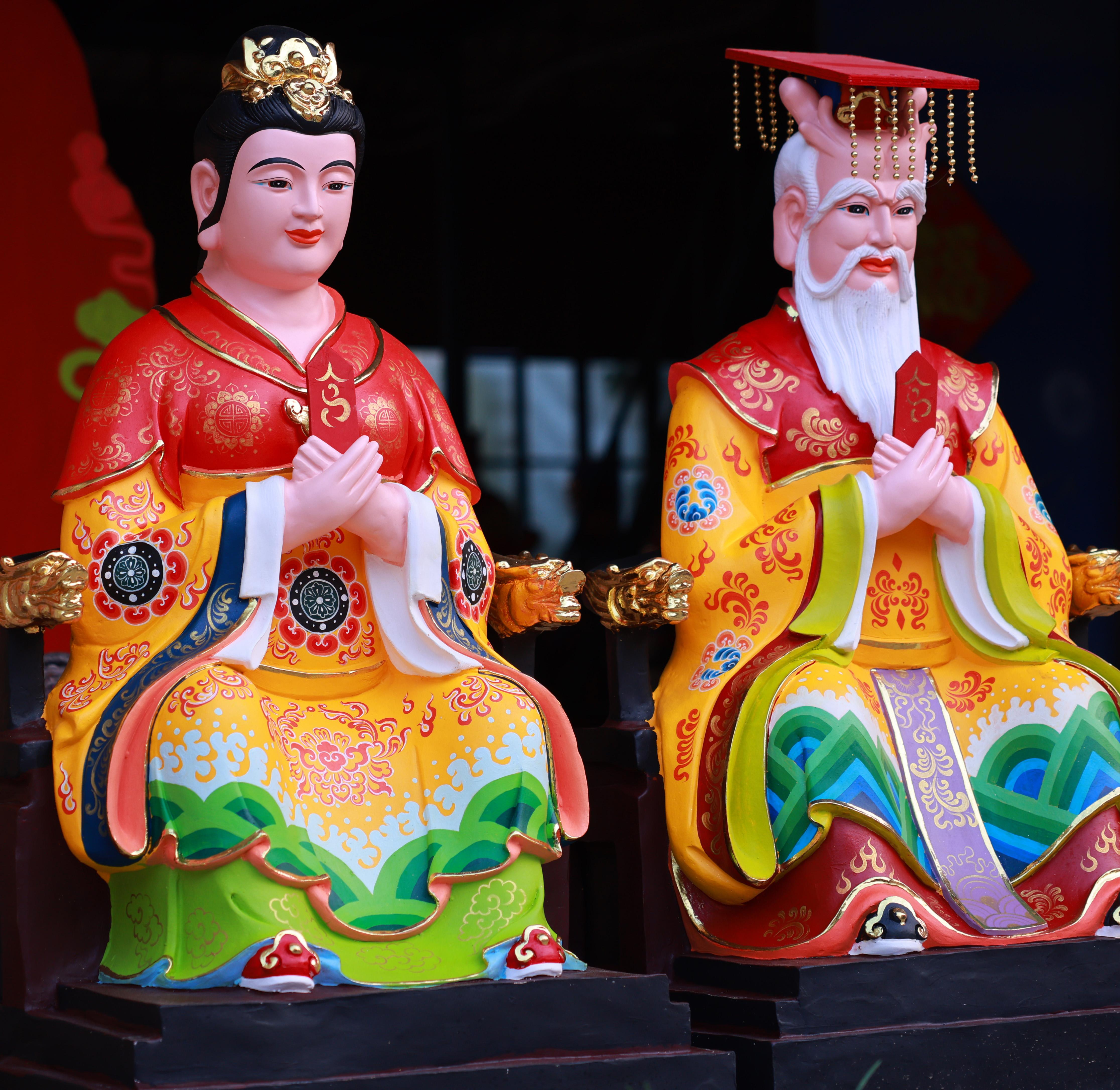 邓州市莲花佛像工艺厂龙王神像制作现场