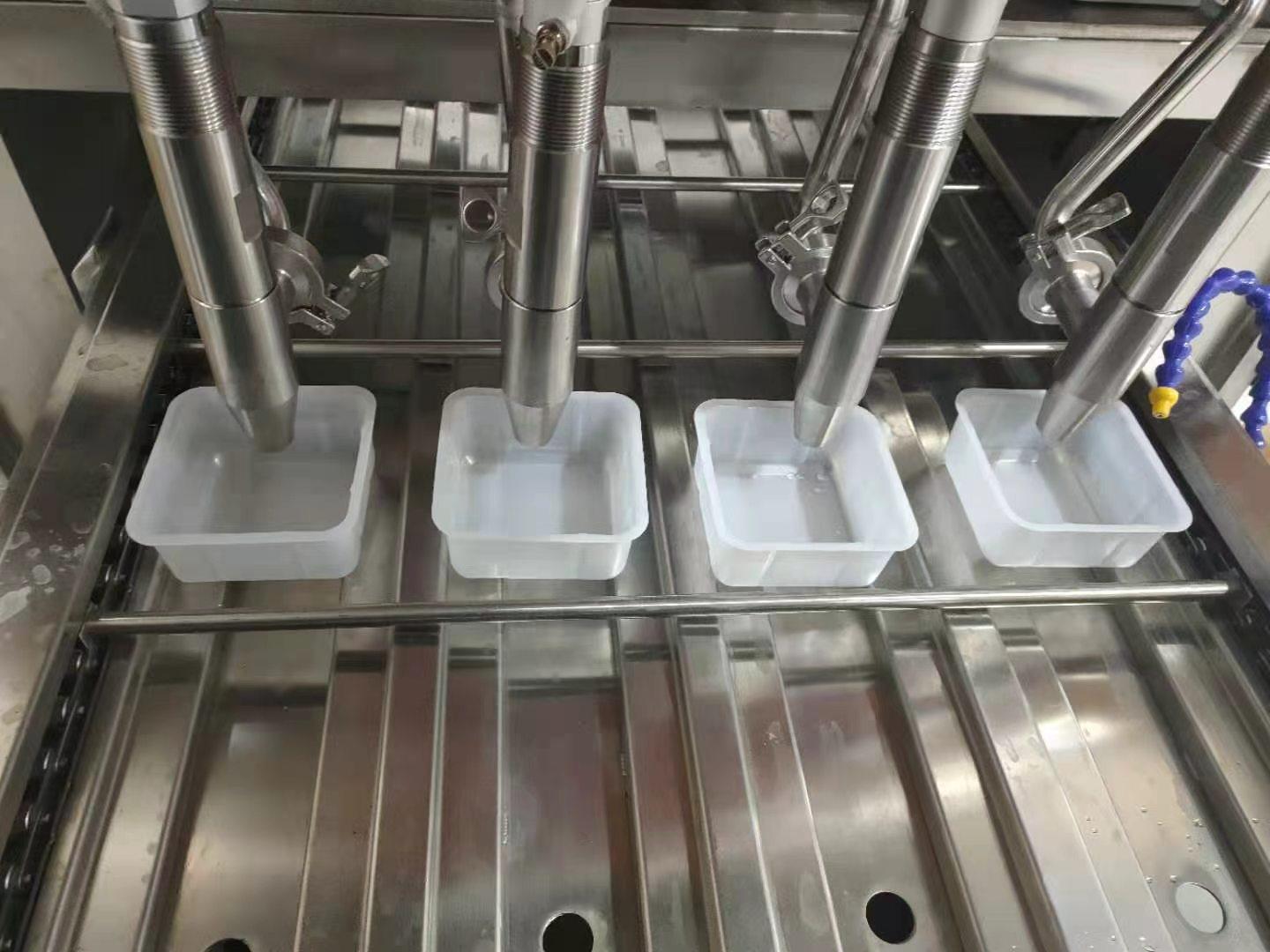 防滴漏方盒灌装机实拍