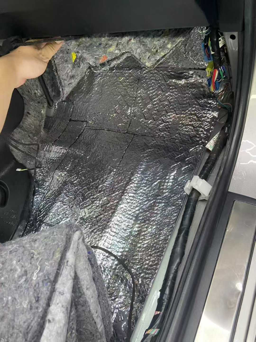 厦门单车道汽车音响隔音材料展示