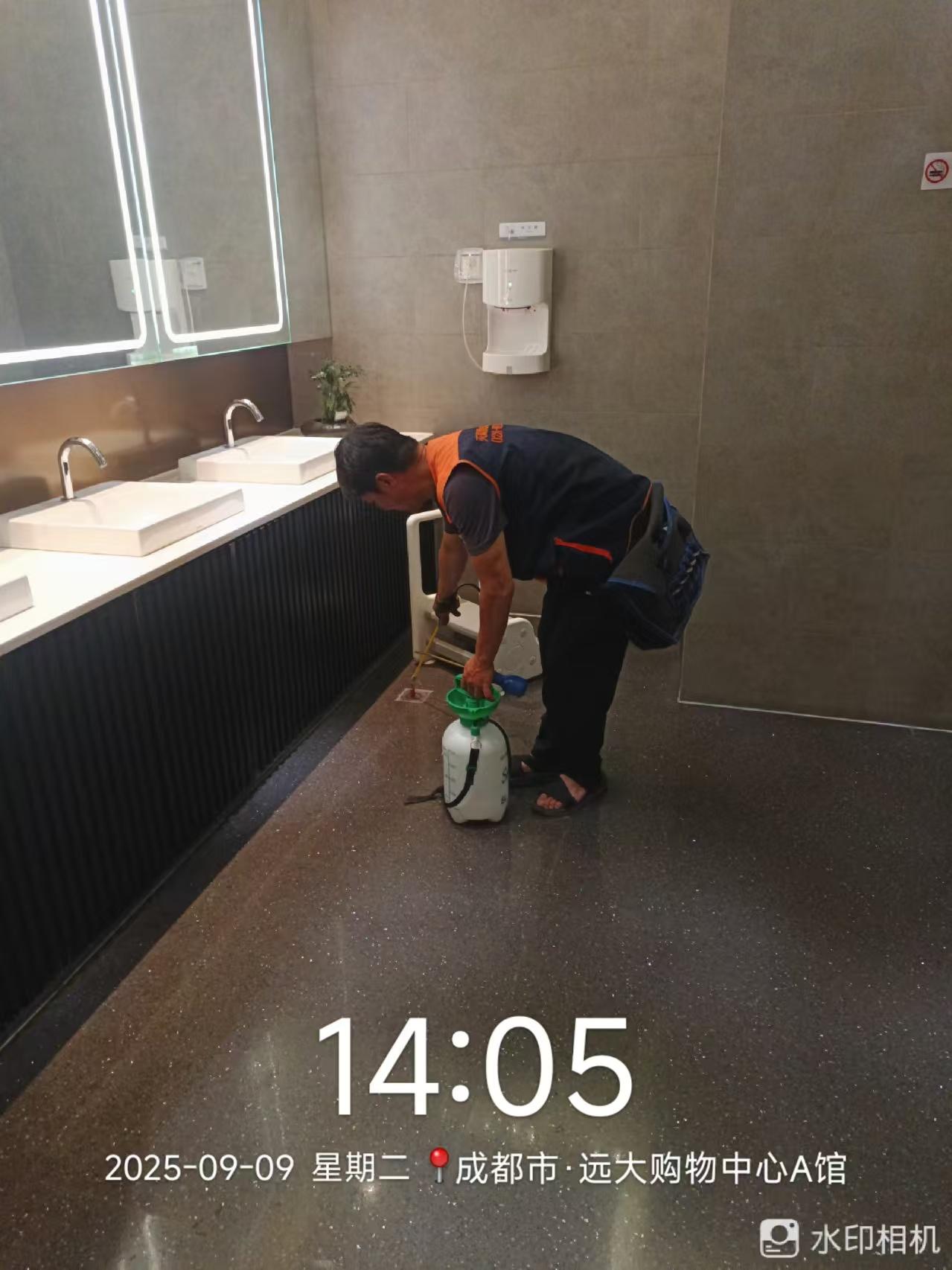 灭鼠服务现场作业