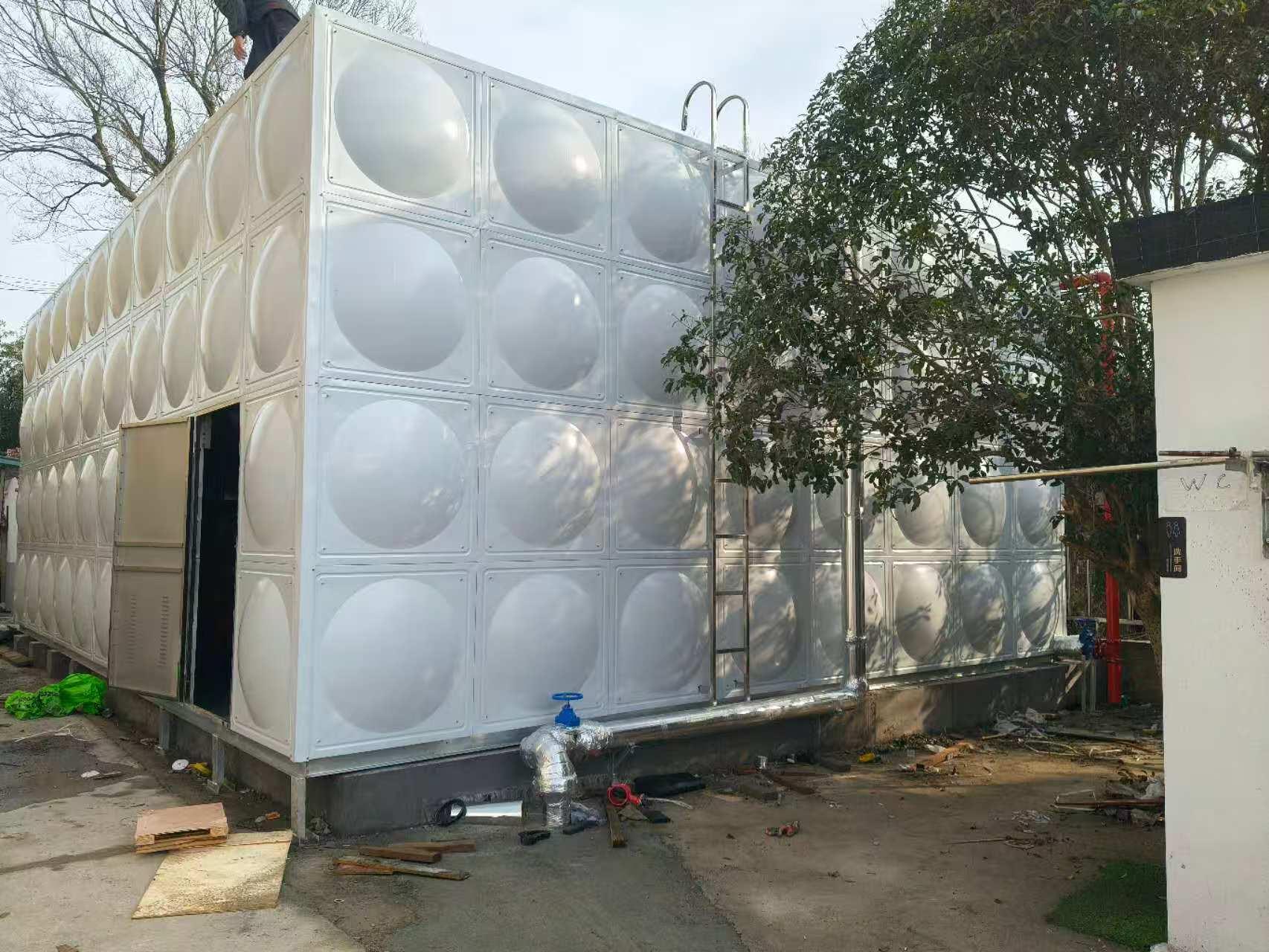 高层建筑不锈钢水箱应用场景示意