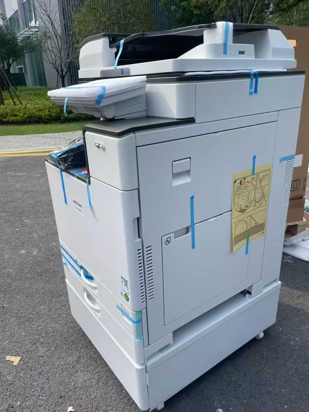 设备维修服务现场
